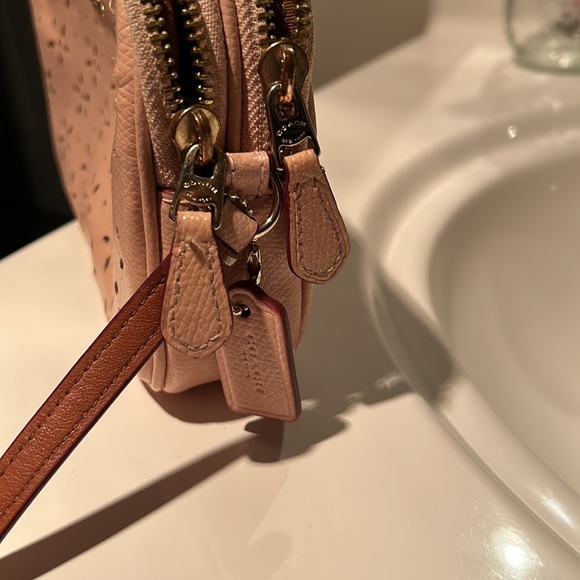 Coach laser cut crossbody bag - Picture 5 of 6